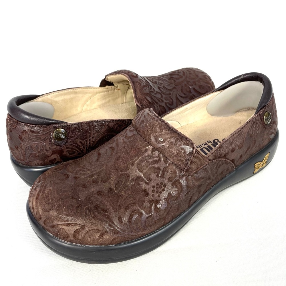 Alegria Keli Brown Floral Embossed Leather Comfort Clogs EU 36 US 6